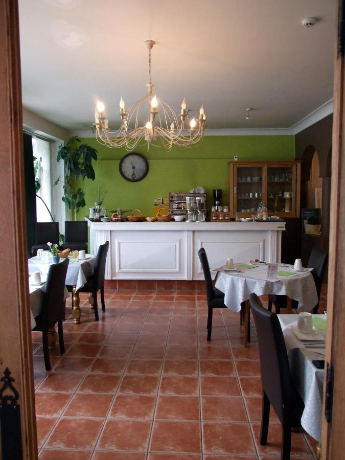 Logis Hotel L'Occitan 2 Etoiles 가이약 외부 사진
