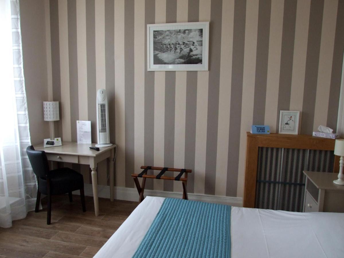 Logis Hotel L'Occitan 2 Etoiles 가이약 외부 사진