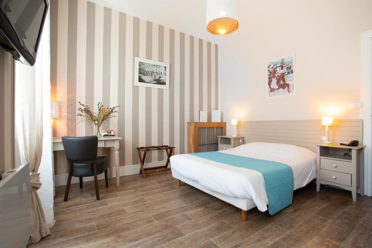 Logis Hotel L'Occitan 2 Etoiles 가이약 외부 사진